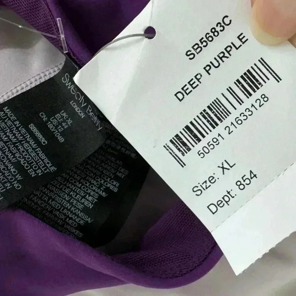 NWT Sweaty Betty.
Power Workout Dress $118 in deep purple/lilac Sz L or XL - Picture 8 of 8